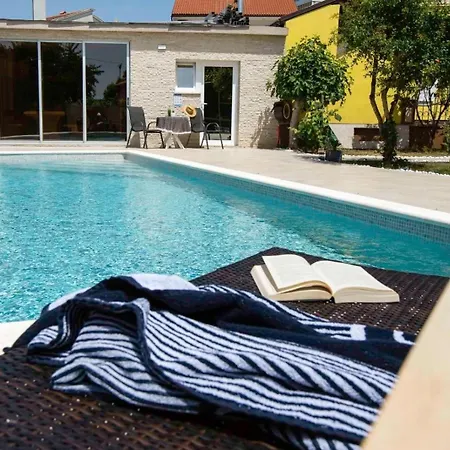Апартаменты Fuer 3 Personen Ca 30 Qm In Pula, Istrien Istrische Riviera