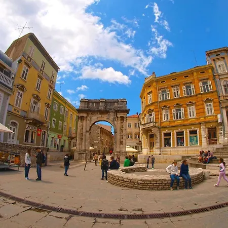 Fuer 3 Personen Ca 30 Qm In Pula, Istrien Istrische Riviera Апартаменты Пула